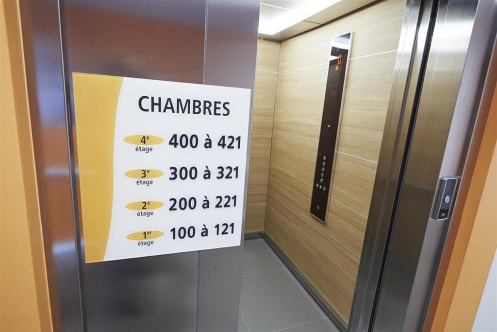 Campanile Bordeaux Ouest - Merignac Aeroport Exteriör bild